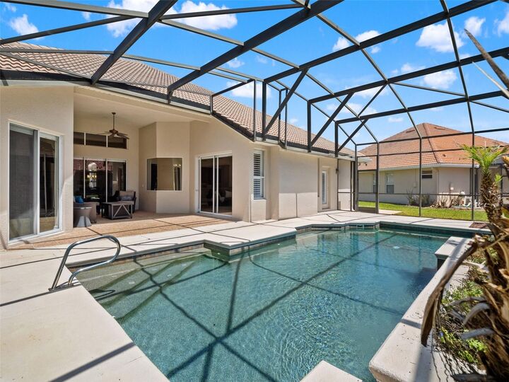 Property Photo:  1412 Glenheather Drive  FL 34786 