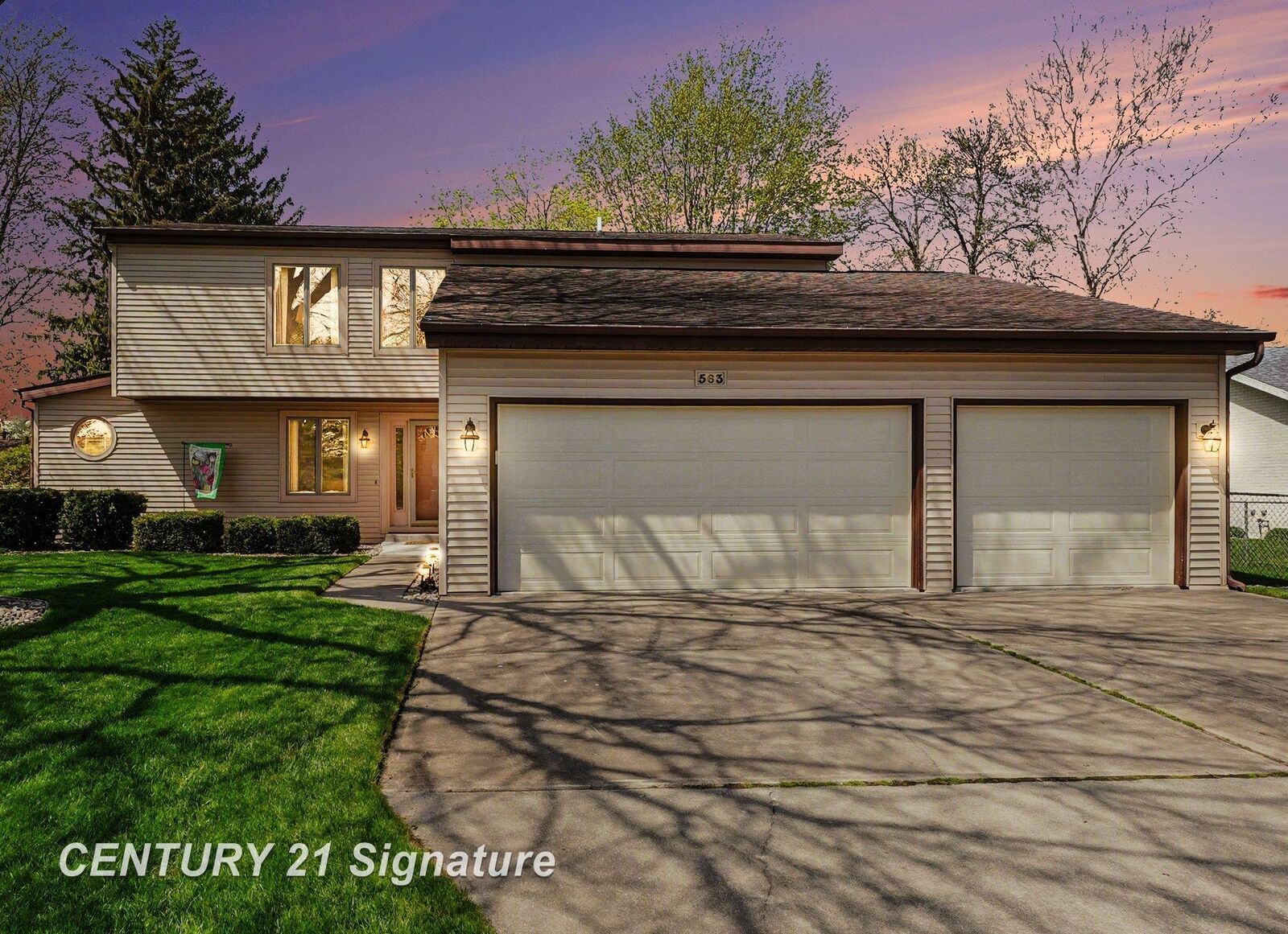 Property Photo:  563 Puritan Drive  MI 48638 