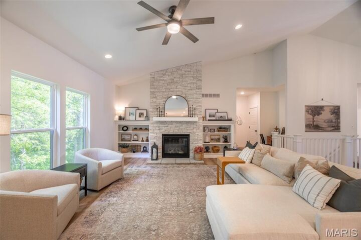 Property Photo:  28943 Old Court Drive  MO 63348 