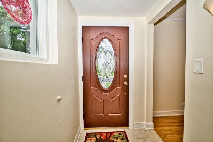 Property Photo:  6707 N Saint Louis Avenue  IL 60712 