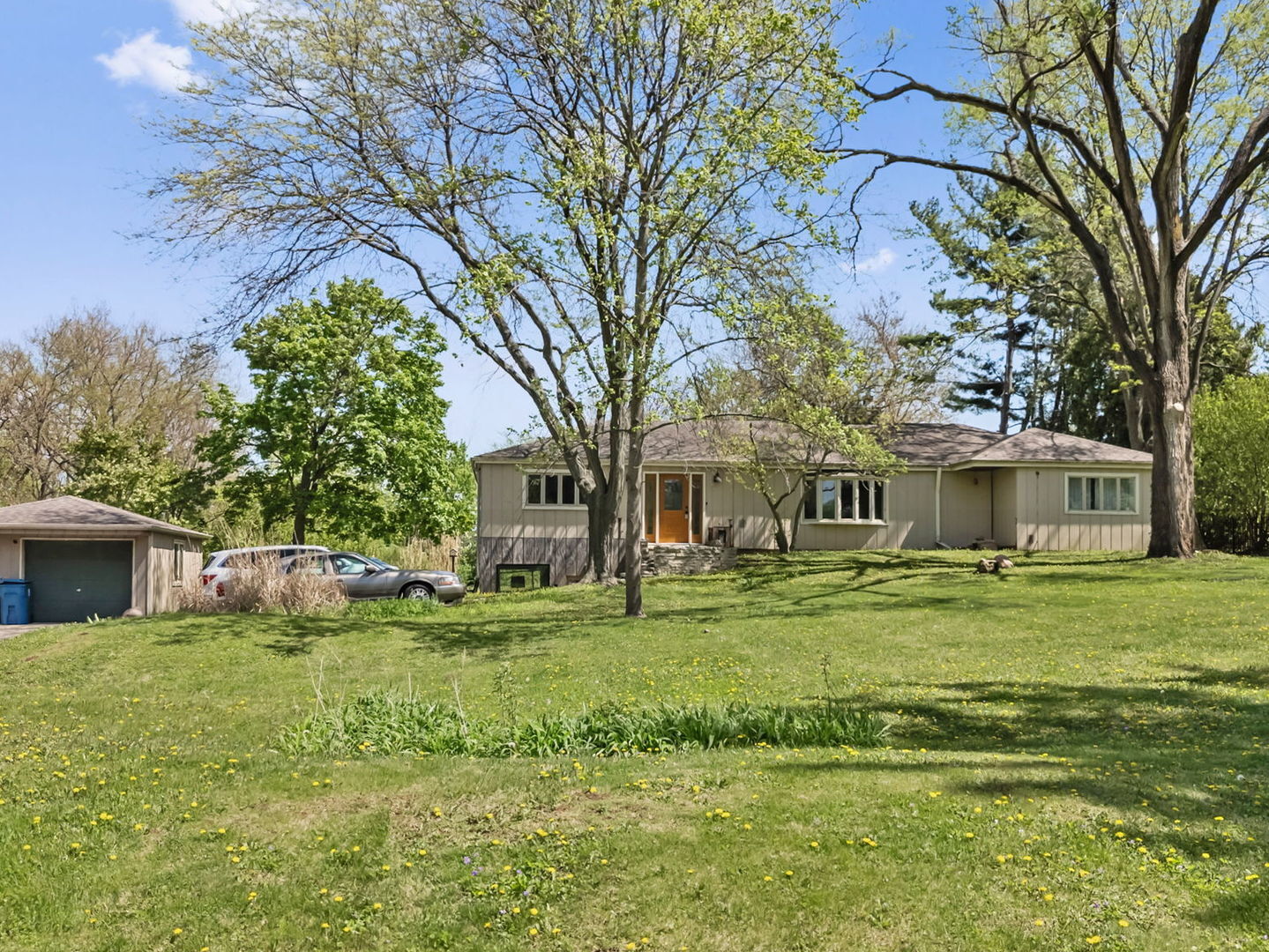 Property Photo:  1S655 Taylor Road  IL 60137 