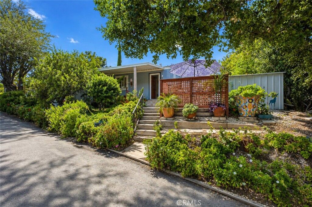 Property Photo:  4201 Topanga Canyon Blvd 106  CA 91364 