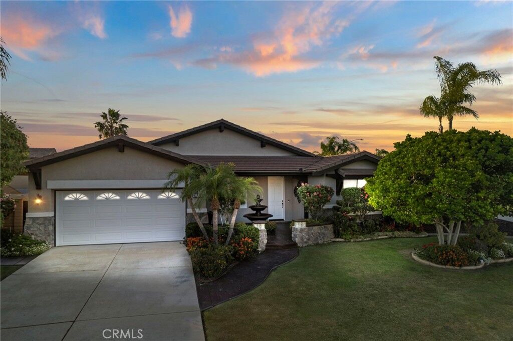 Property Photo:  42115 Sagewood  CA 92562 