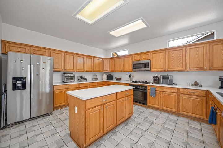 Property Photo:  423 Poppyfield Court  CA 95648 