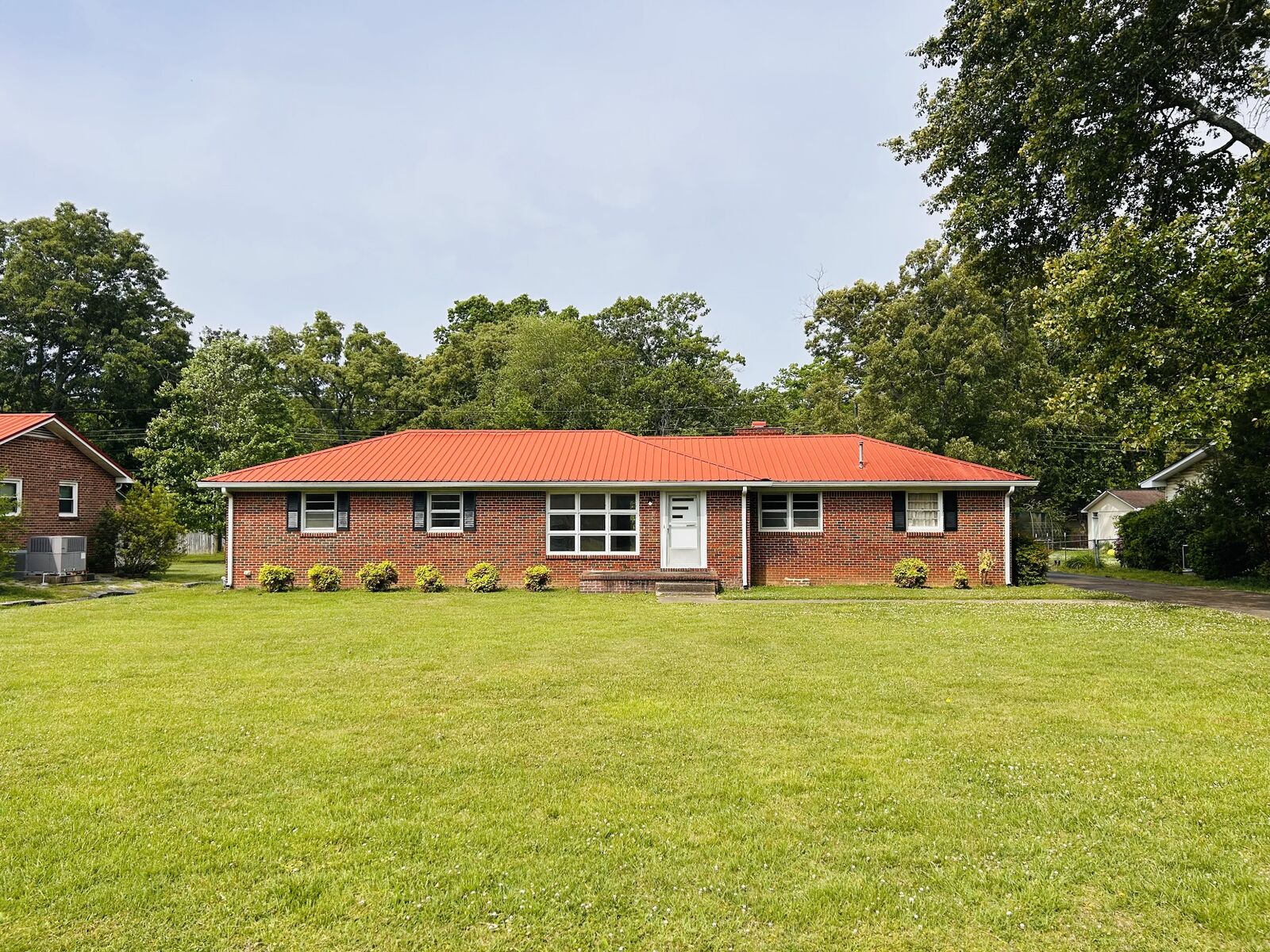Property Photo:  313 Crestwood Dr  TN 37388 