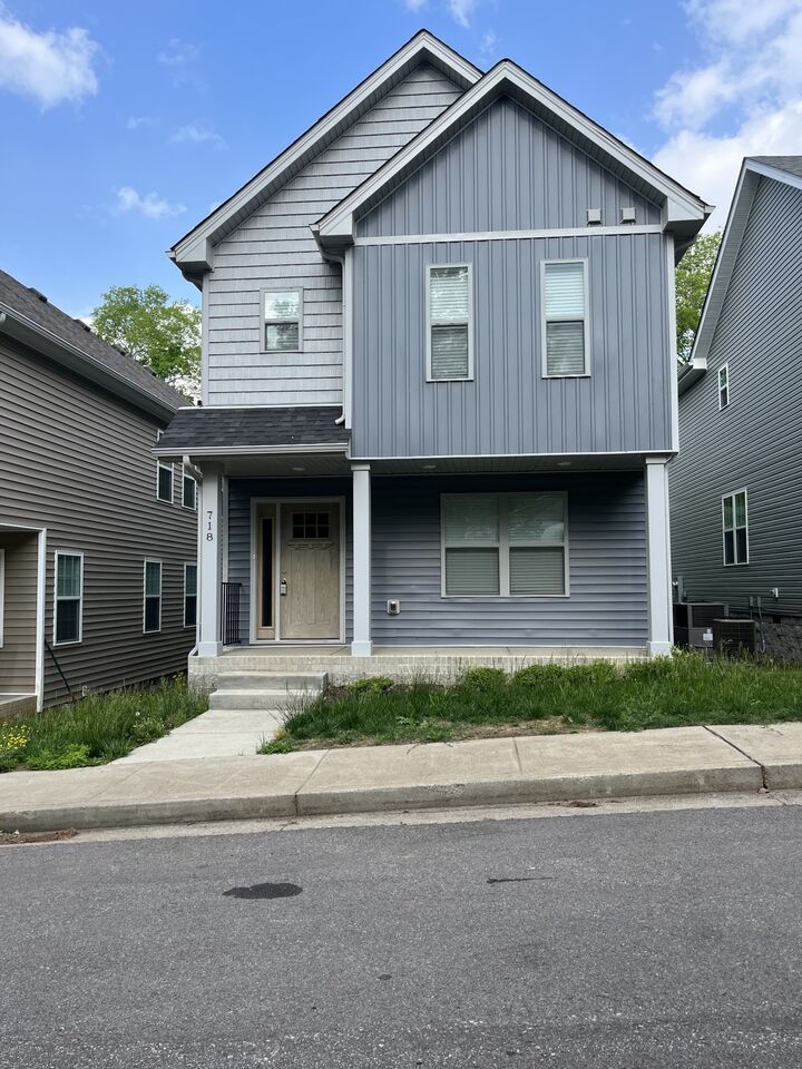 Property Photo:  718 Perkins Ave  TN 37040 