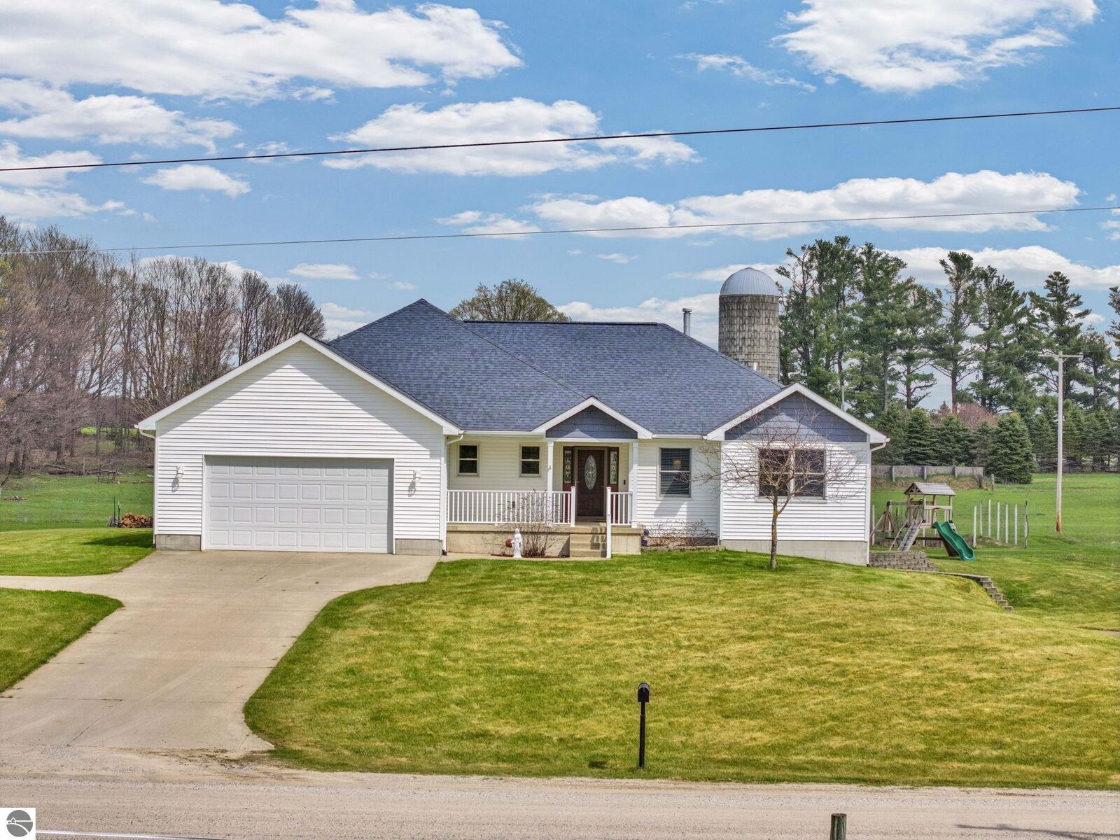 Property Photo:  8965 S 35 Road  MI 49601 