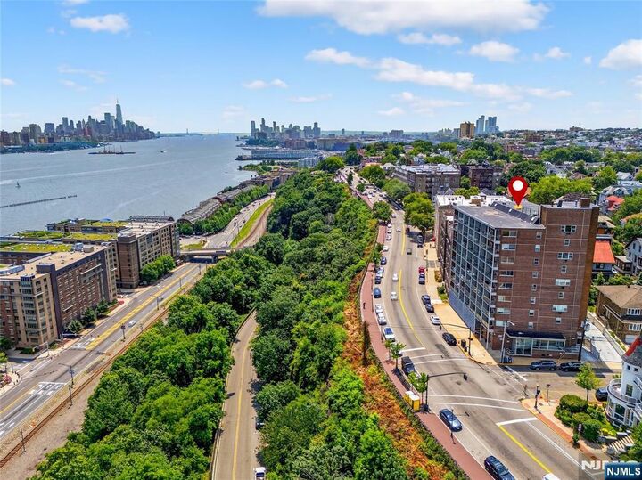 Property Photo:  899 Boulevard East 4O  NJ 07086 
