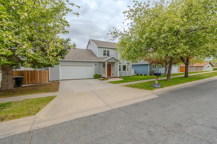 Property Photo:  809 Tower Street  MT 59601 