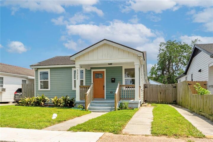 Property Photo:  3327 Mistletoe Street  LA 70118 