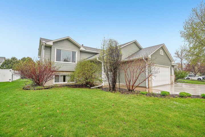 Property Photo:  7877 18th Street N  MN 55128 