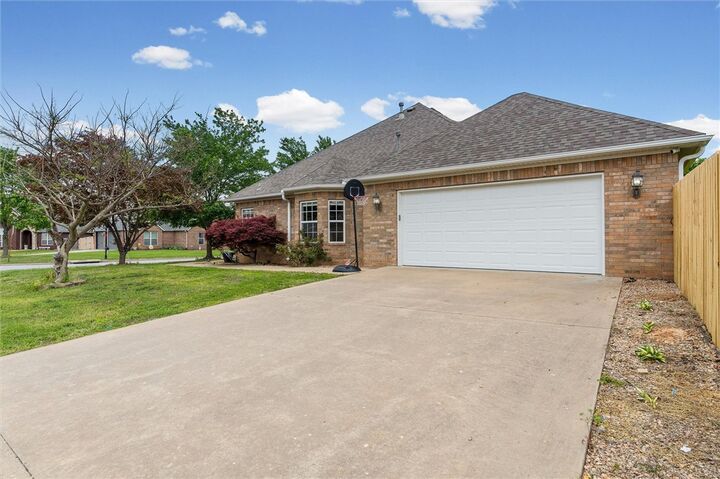 Property Photo:  306 Camelot Drive  AR 72756 