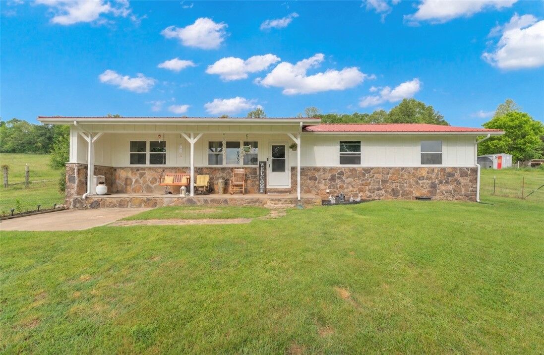 Property Photo: 31913 Hwy 23 North AR 72740