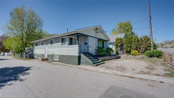 Property Photo: 3004 37 Street BC V1T 6G5