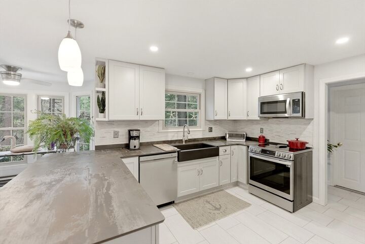 Property Photo:  12 Alpine Run Rd  MA 02364 