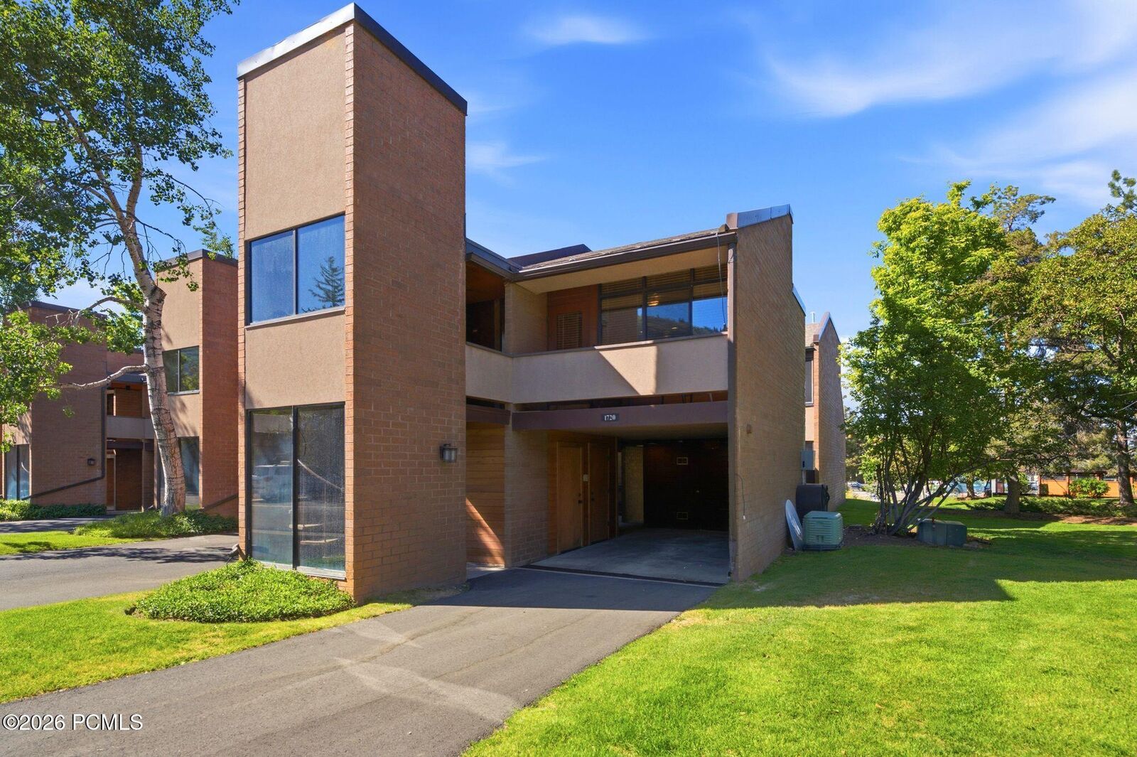 Property Photo: 1720 Captain Molly Drive UT 84060