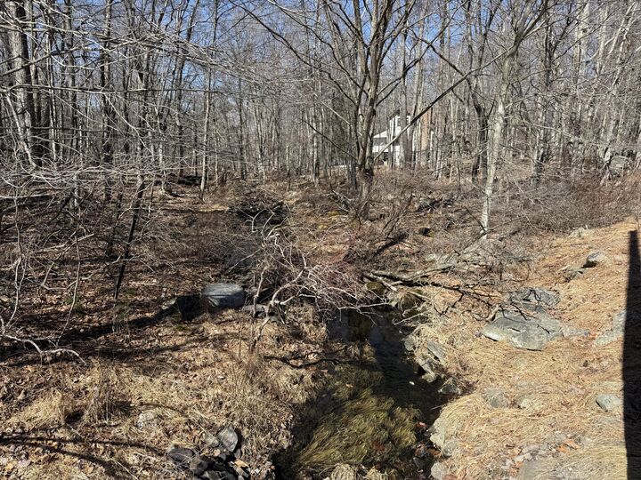 Property Photo:  2321 L C Larsen Dr  PA 18424 