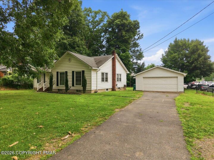 Property Photo:  122 Ransberry Avenue  PA 18301 
