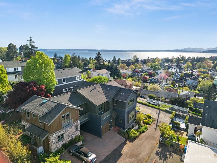 Property Photo:  3310  59th Avenue SW A  WA 98116 