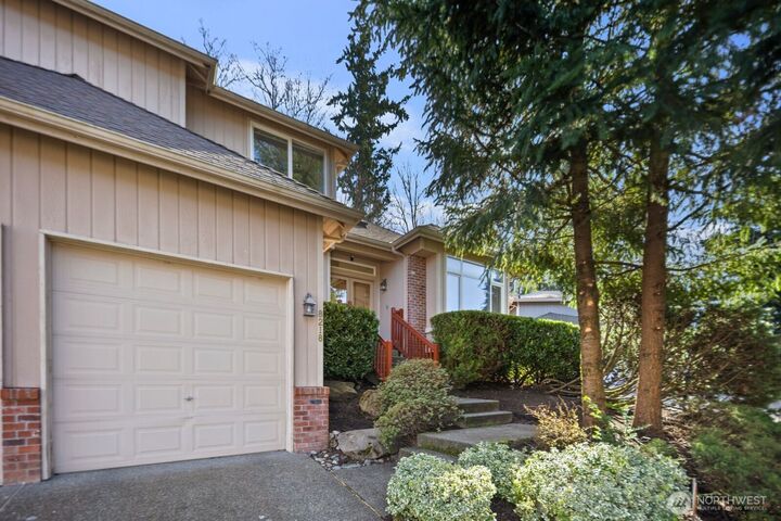 Property Photo:  8218  126th Place SE  WA 98056 