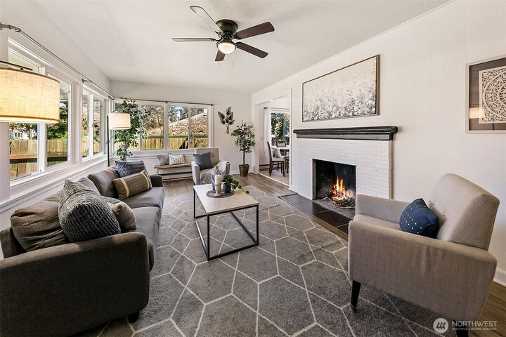 Property Photo:  2609 NE 145th Street  WA 98155 