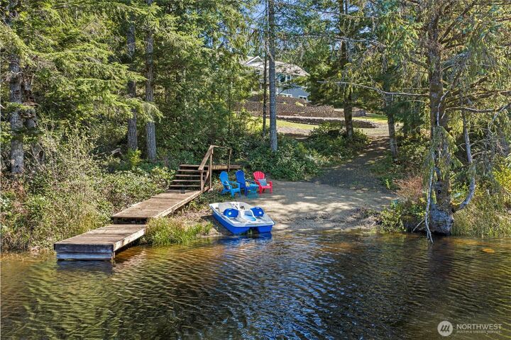 Property Photo:  341 W Reeves Hill Drive  WA 98584 