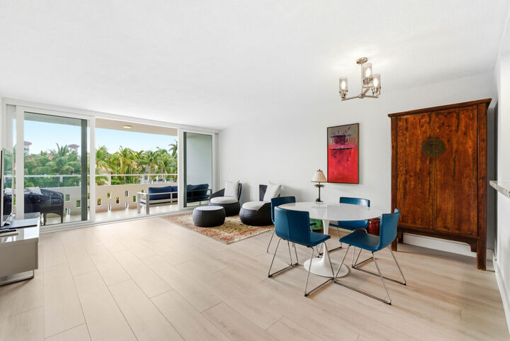 Property Photo:  180 Isle Of Venice Drive 331  FL 33301 