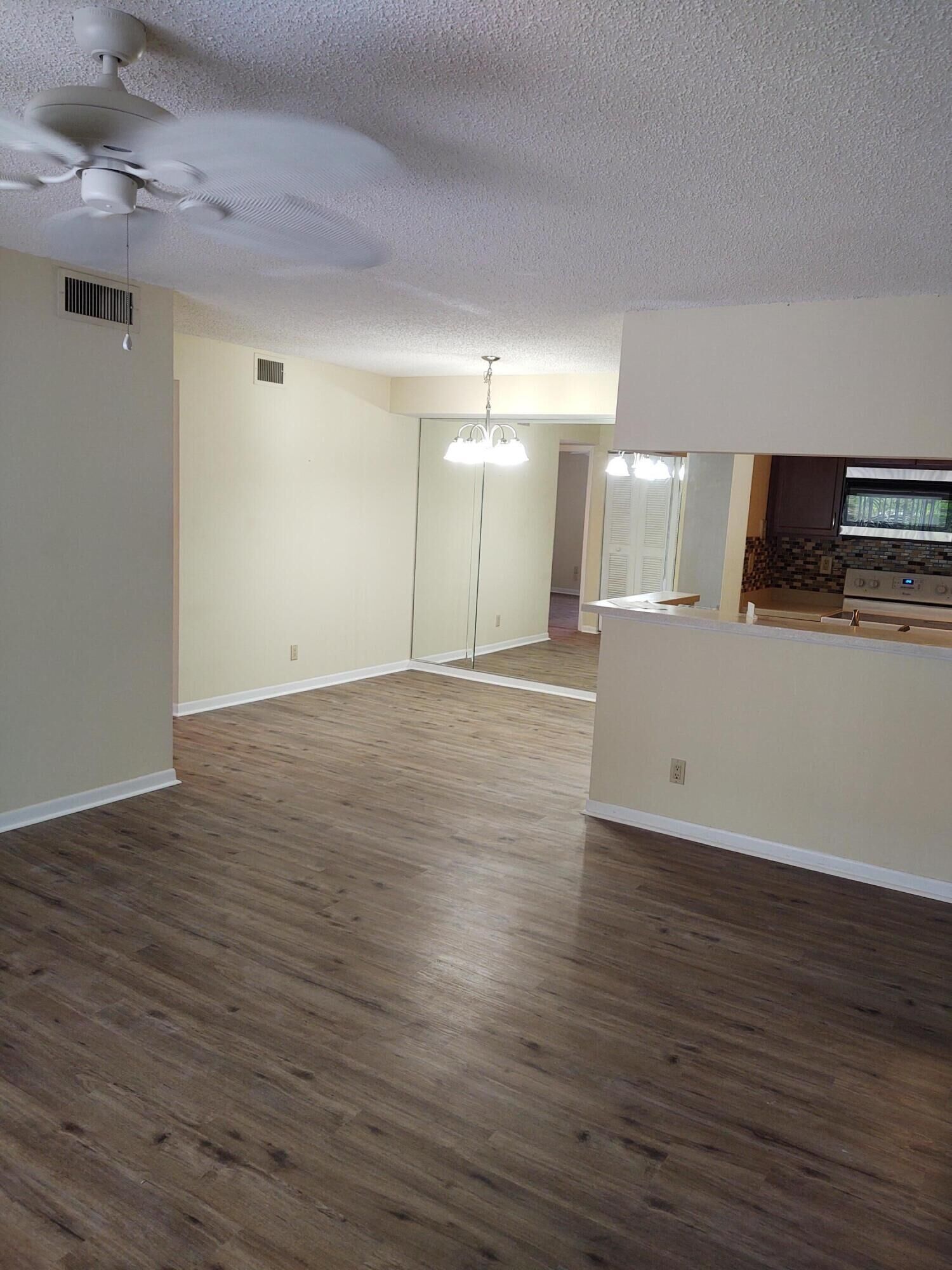Property Photo: 2512 SE Anchorage Cove 2 FL 34952