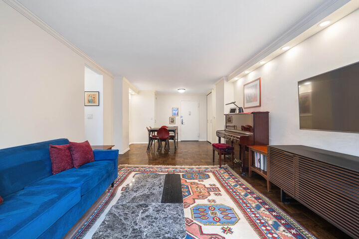 Property Photo:  301 E 69th Street 4K  NY 10021 