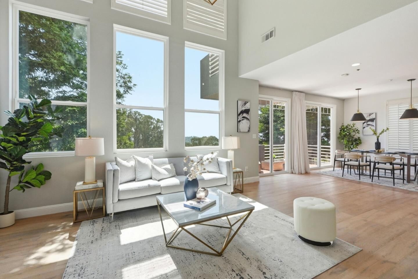 Property Photo:  8265 Skyline Circle  CA 94605 