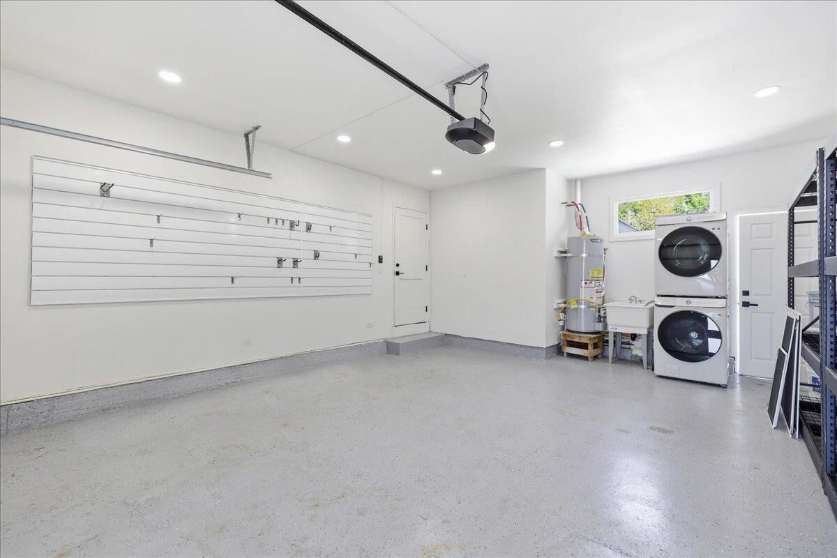 Property Photo:  750 San Pablo Avenue  CA 94085 