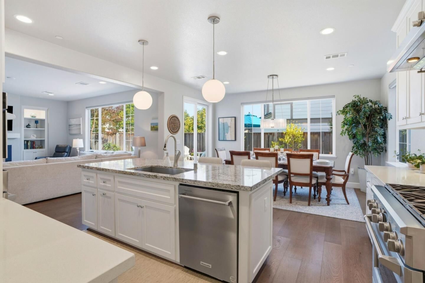 Property Photo:  271 10th Street  CA 93933 