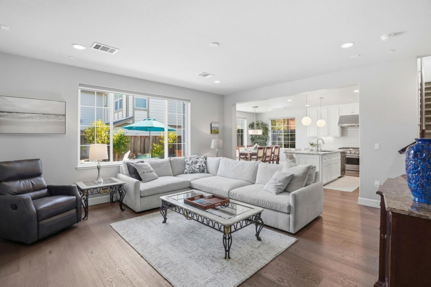 Property Photo:  271 10th Street  CA 93933 