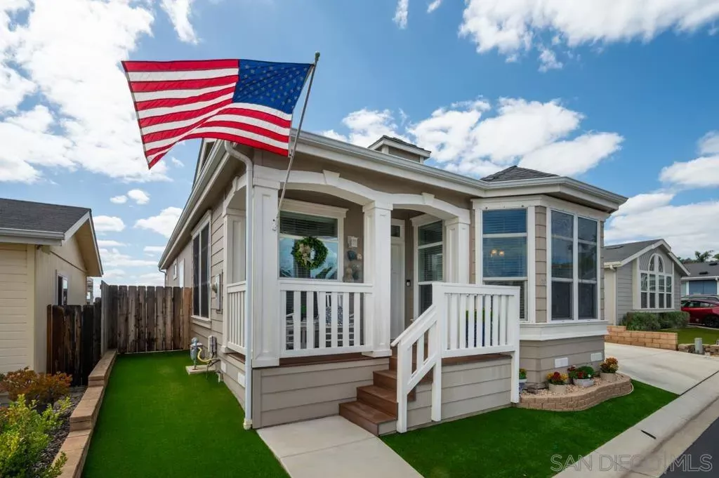 Property Photo:  15935 Spring Oaks Road Spc. #28  CA 92021 