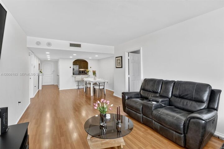 Property Photo:  3675 N Country Club Dr 410  FL 33180 