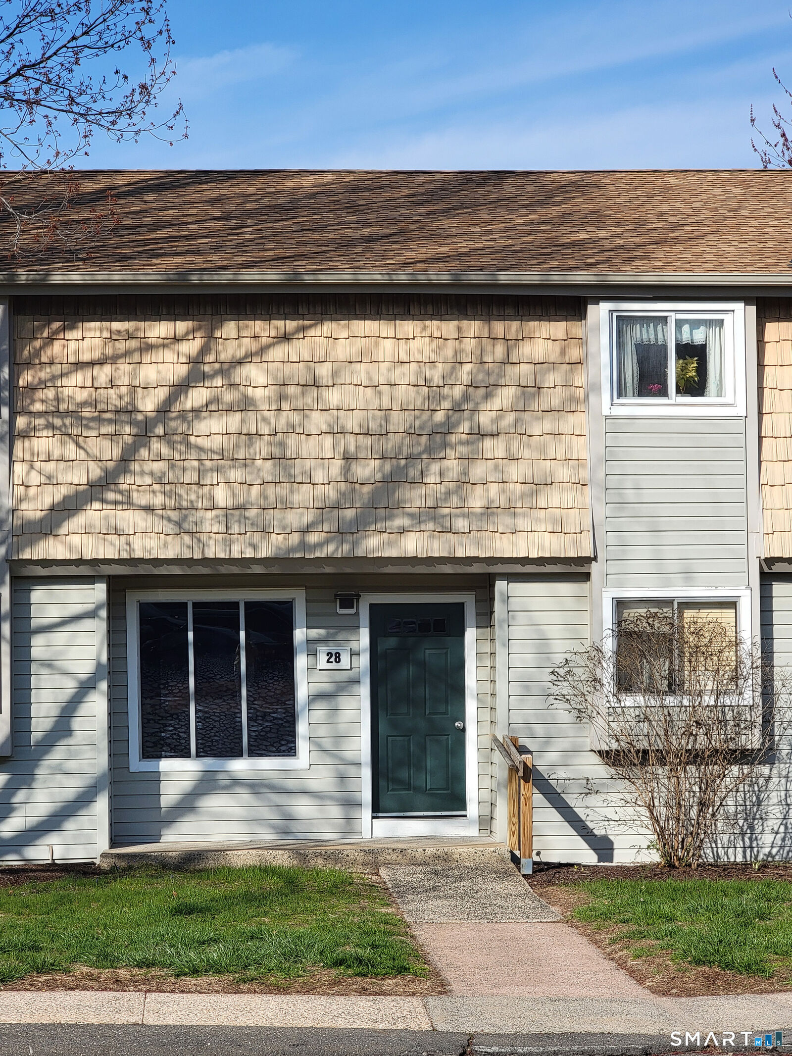 Property Photo:  28 Carillon Drive B  CT 06067 