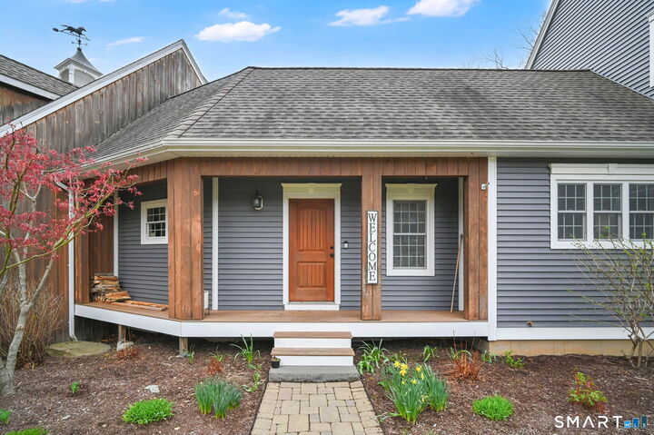 Property Photo:  6 Eastview Drive  CT 06019 