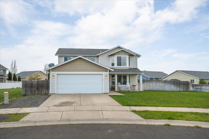 Property Photo: 430 S Dovetail Ct WA 99001