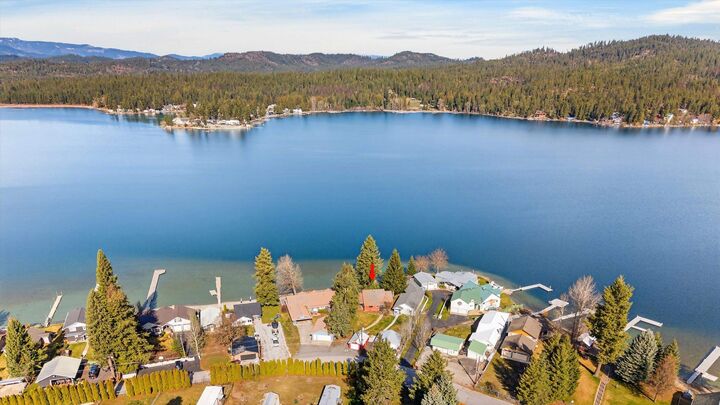 Property Photo:  161 Elu Beach Rd  WA 99156 