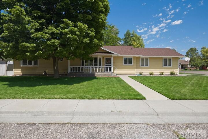 Property Photo:  2945 Chaparral Drive  ID 83404 
