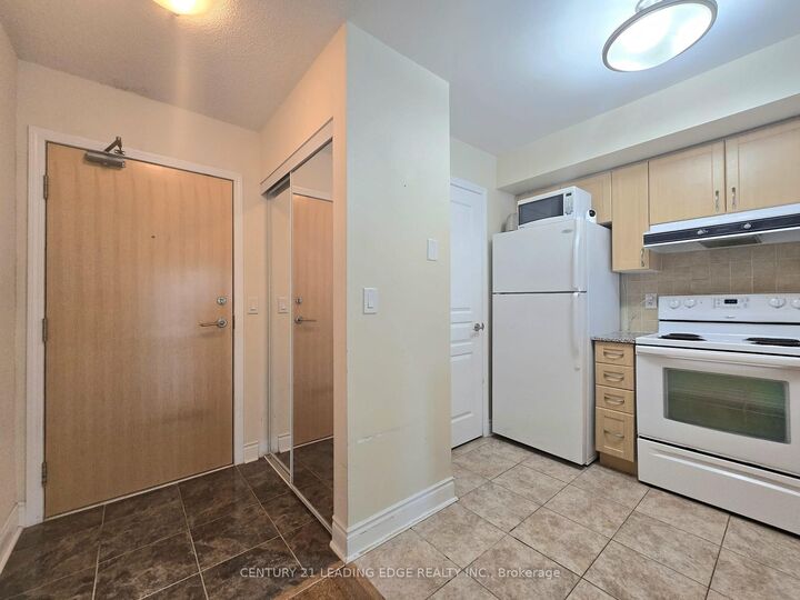 Property Photo:  55 South Town Centre Boulevard 810  ON L6G 0B3 