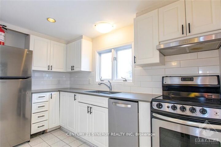 Property Photo:  450 Maclaren Street 10  ON K1R 5K6 