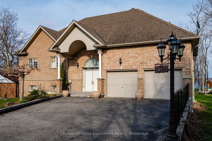 Property Photo: 81 Silver Birch Crescent ON L0K 1R0