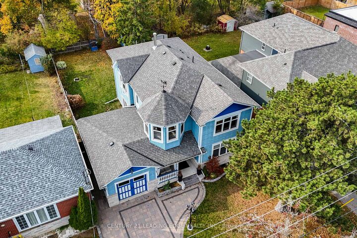 Photo de la propriété: 12 Gradwell Drive ON M1M 2M9