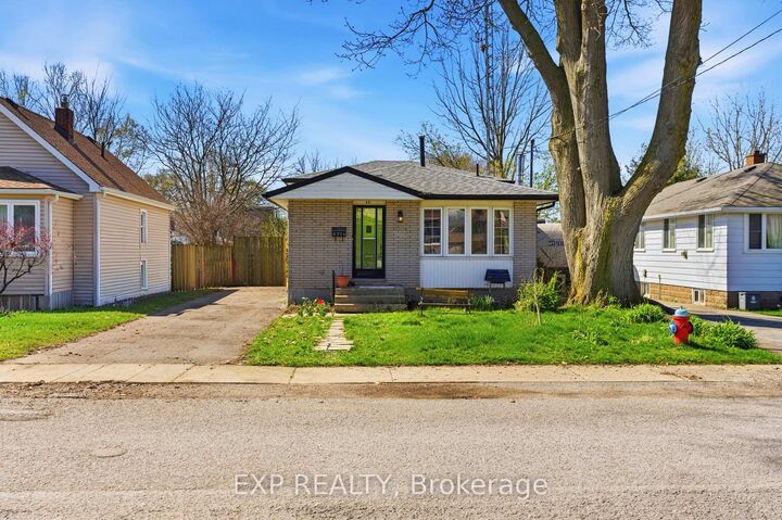 6376 Ash Street — photo 1