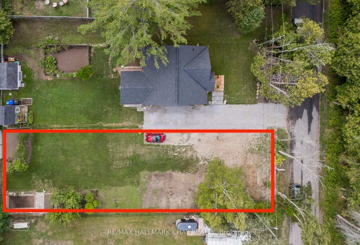 1045 Larch Street — photo 1