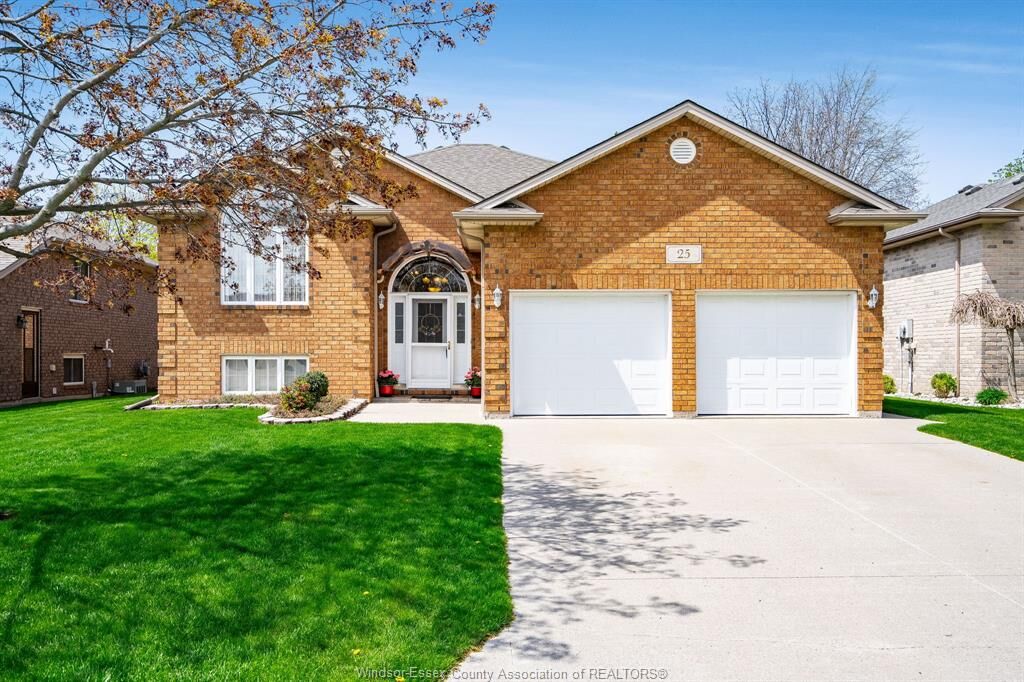 Property Photo: 25 Regatta Drive ON N8H 5L6