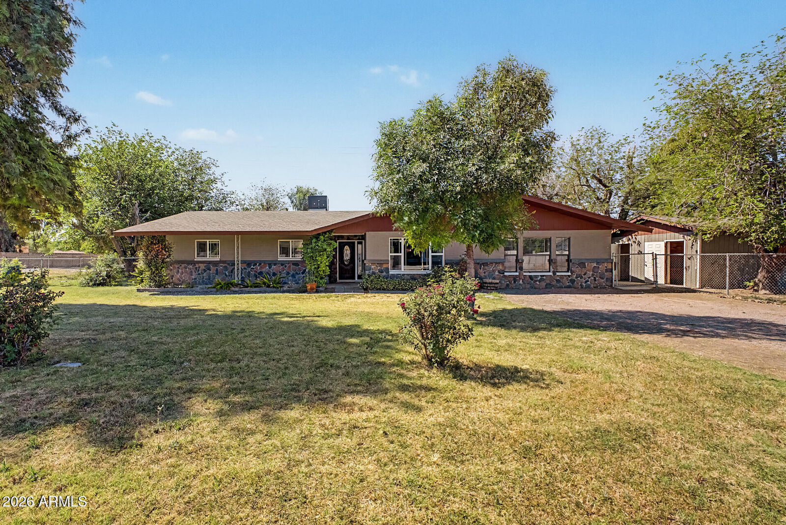 Property Photo:  2975 E Campbell Road  AZ 85234 