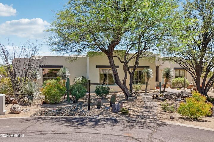 Property Photo: 8143 E Arroyo Seco Road AZ 85266