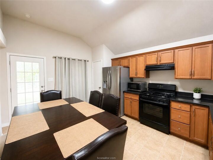 Property Photo: 911 Crested Point Drive TX 77845